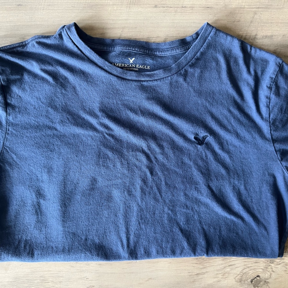 Men’s Blue Medium American Eagle Shirt